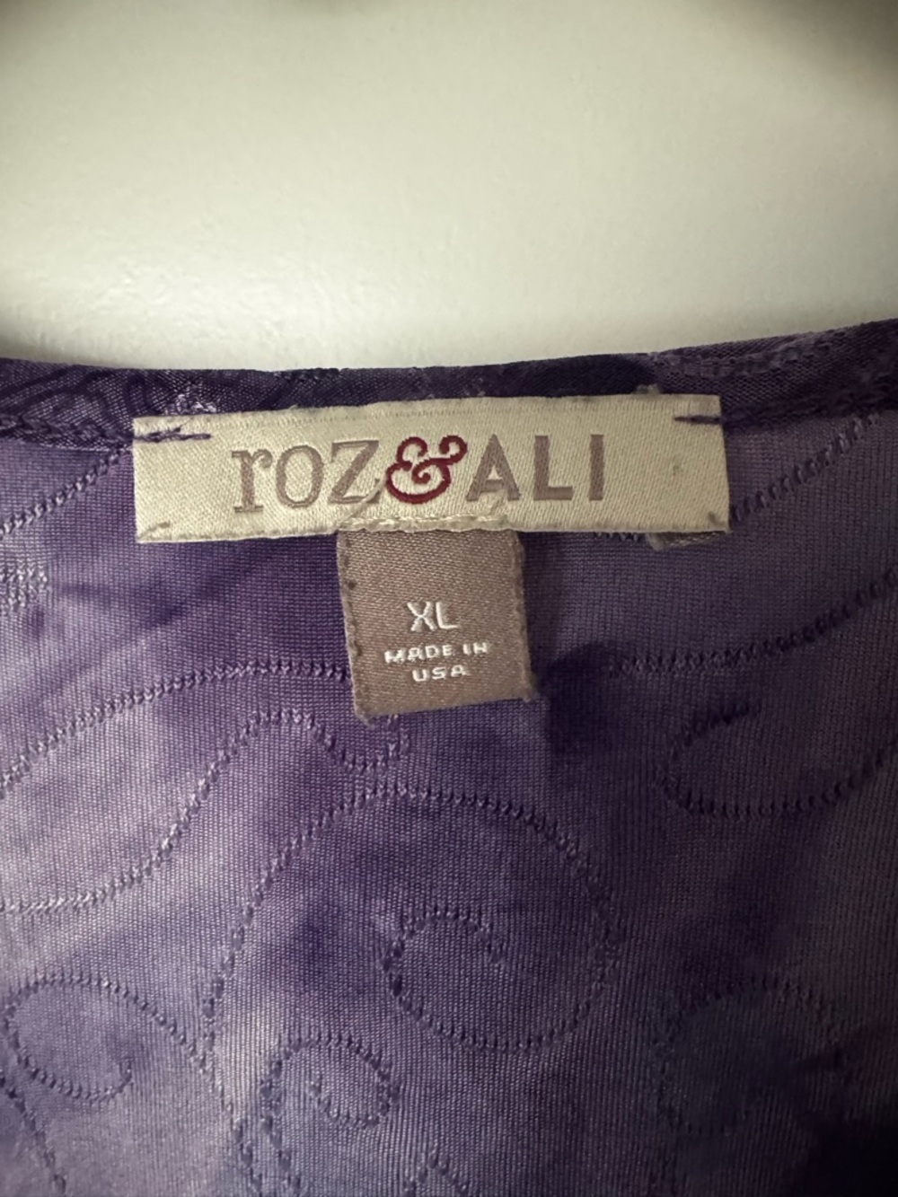 Roz & Ali Purple Textured Top lot of 3 - Picture 4 of 10